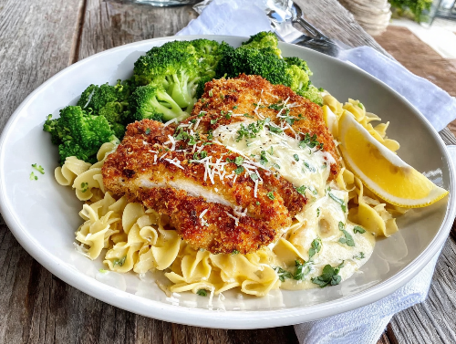 Milanese Chicken, Buttery Noodles, Broccoli