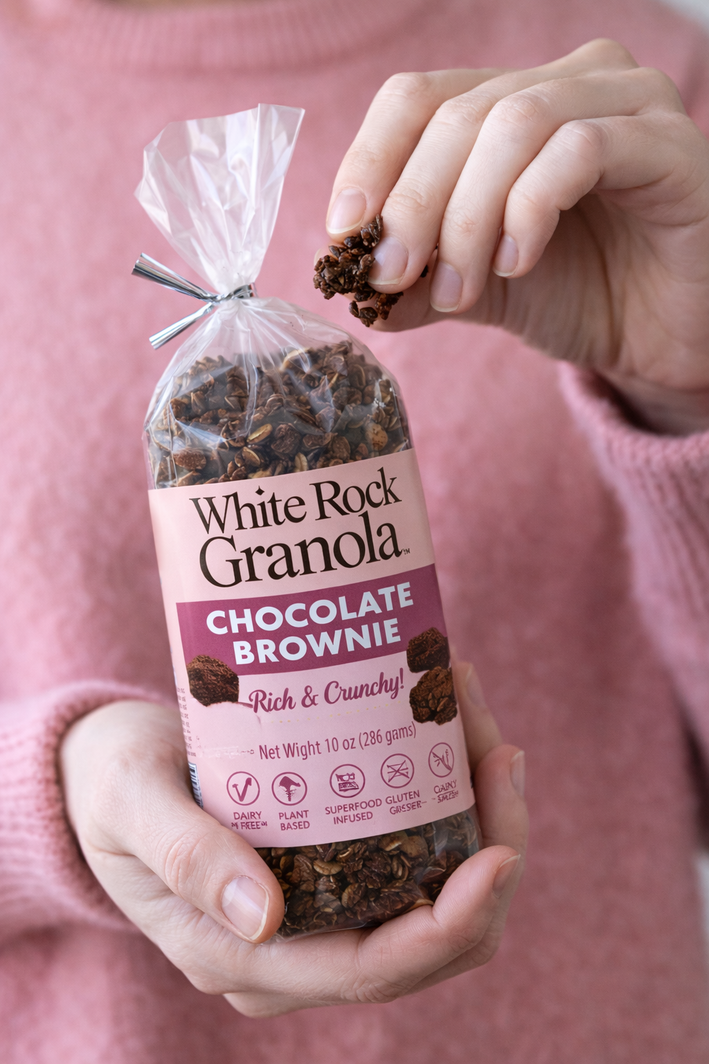 White Rock Granola - 10 oz. bakery bag. BLUEBERRY MUFFIN