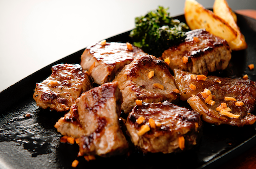 Tenderloin Steak Diane Tips, Creamy Potatoes & Seasonal Vegetables