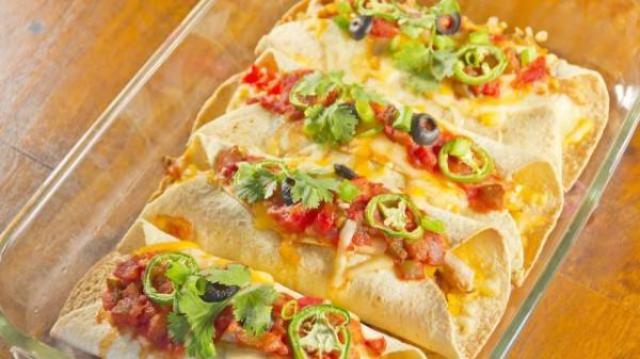 Creamy Chicken Enchiladas