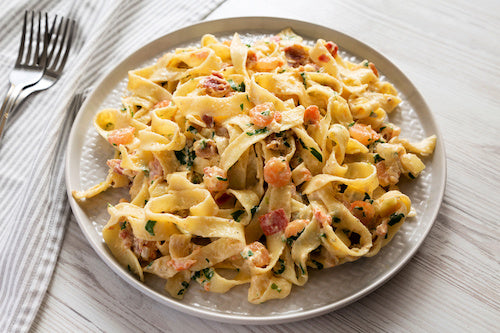 Garlic Shrimp and Bacon Alfredo