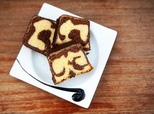 Marble Cake with Chocolate Icing
